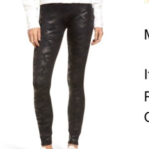 Matte camo spanx leggings